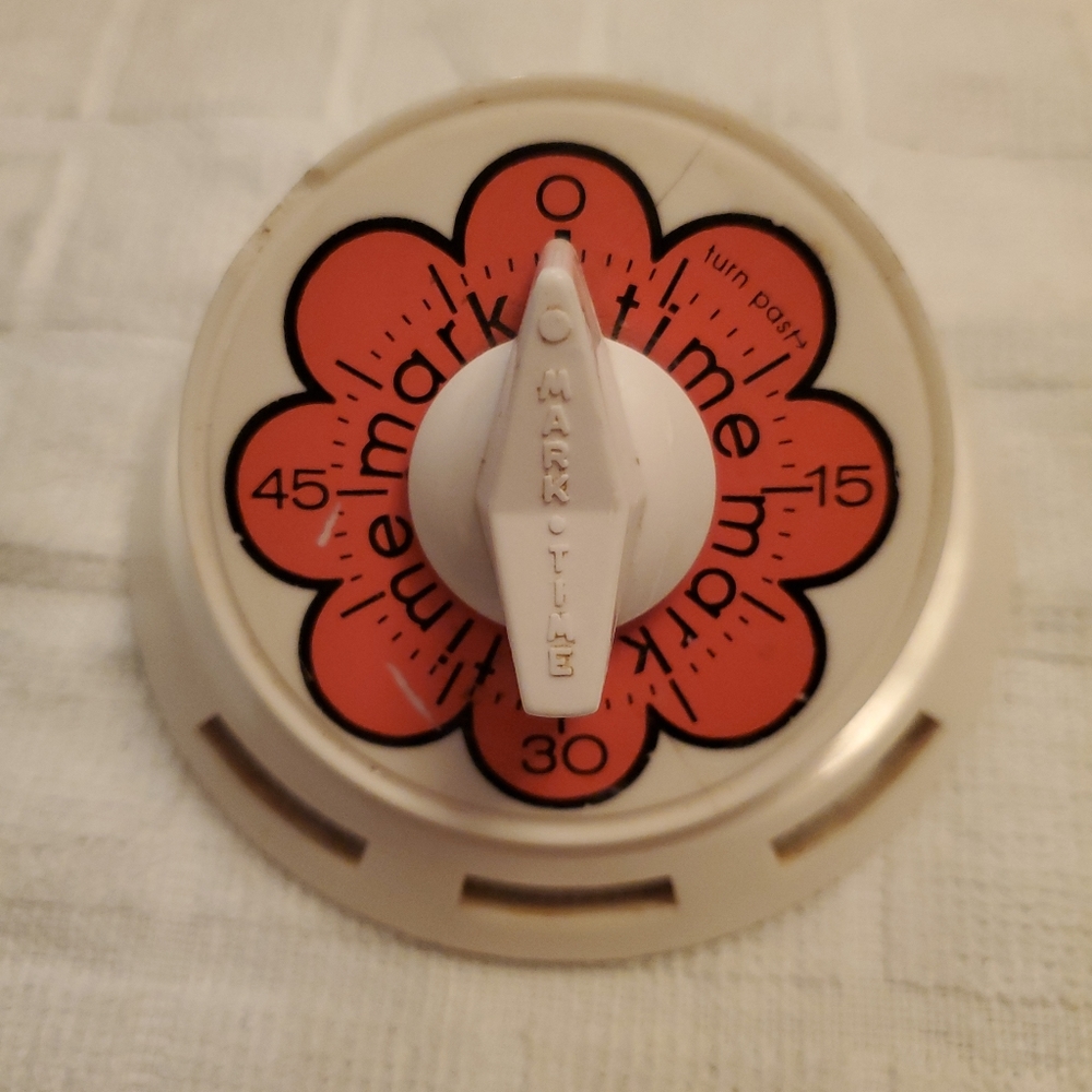 Vintage Time Mark One Hour Timer, Daisy Orange Flower, 1960s Retro Kitchen Timer
